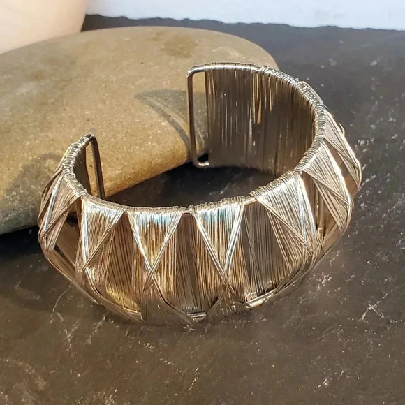 Vintage 90s Y2K Silver Wire Wrap Detail Cuff Bracelet - Picture 6 of 11